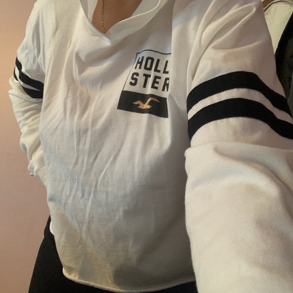 hollister top